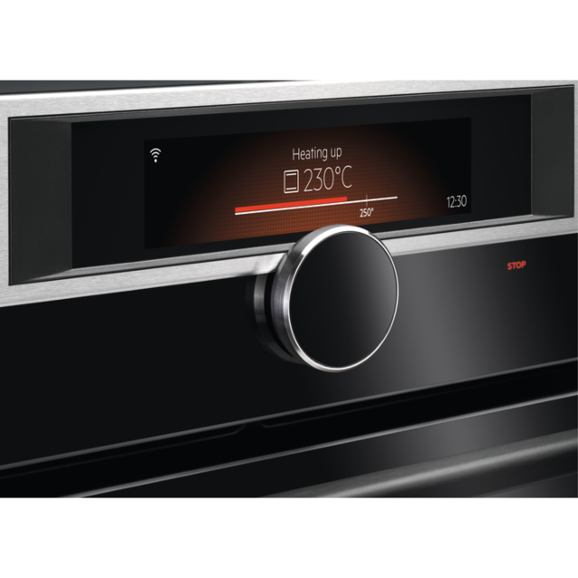 AEG BSE978330M 
Connected SteamCrisp Quarter Steam + Pyrolytic oven with Command Wheel control, HD T