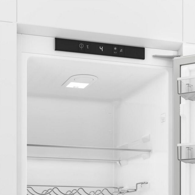 Blomberg SST4455VI 54cm Intergrated Tall Larder Fridge - White