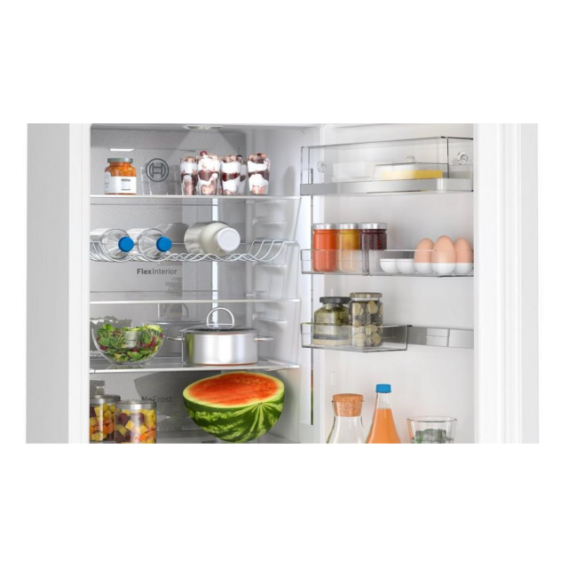 Bosch KGN39AWCTG White 203x60 NoFrost fridge freezer, VitaFresh Plus, MultiAirflow, LED light, split