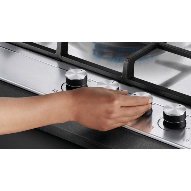 Fisher Paykel CG604DNGX1 80802, CG604DNGX1 600mm Wide Gas on Steel 4 Burner Chrome Pin Stripe Detail