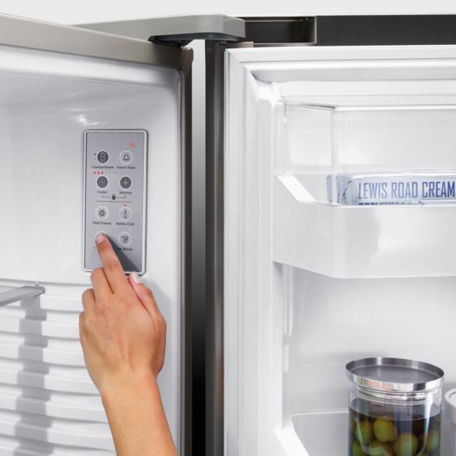Fisher + Paykel RF540ADUX5 American Style Fridge Freezer, 90cm, Frost Free, F Energy