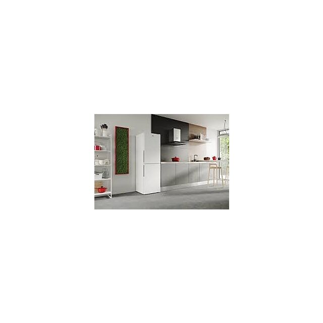 Hoover HVT3CLECKIHW 54.5cm Fridge Freezer - White