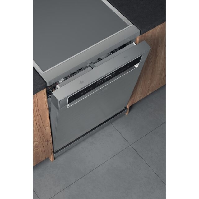Hotpoint HFP5O41WLGXUK Freestanding Full Size Dishwasher, 14 Place Settings, C Energy