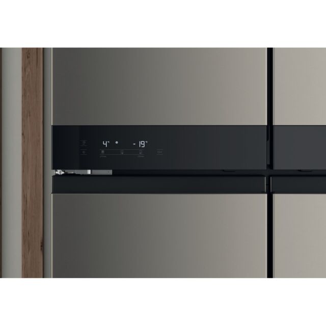 Hotpoint HQ9U1BL Food Centre American Style Fridge Freezer, 91cm, Frost Free, A+ Energy