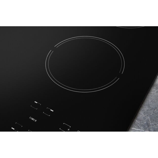 Hotpoint HR724BH 77cm Ceramic Hob