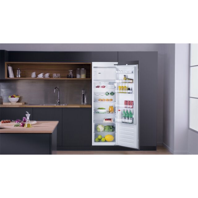 Hotpoint HSZ18011 Built In Tall Fridge Freezer 55cm, F Rating