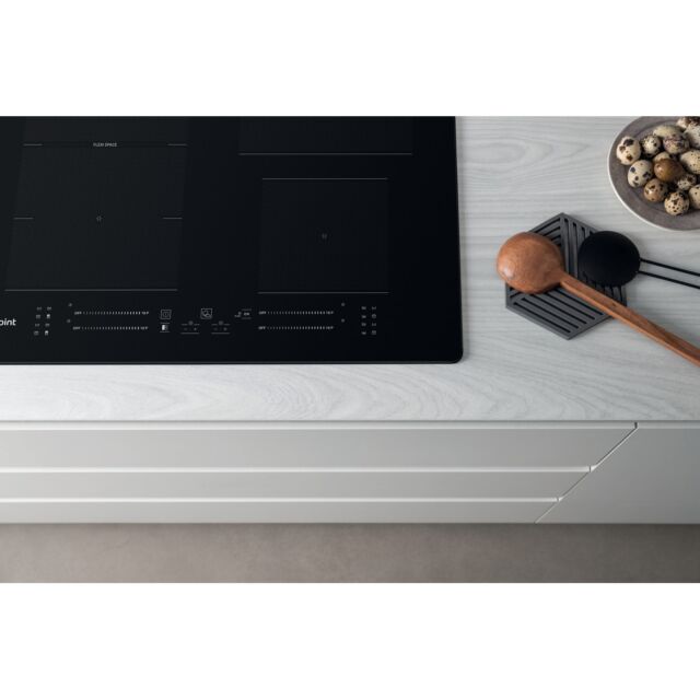 Hotpoint TS5760FNE 60cm Induction Hob