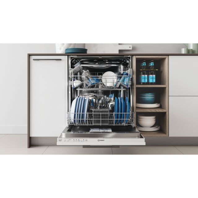 Indesit DIE2B19UK Built In Full Size Dishwasher, 13 Place Settings, F Energy