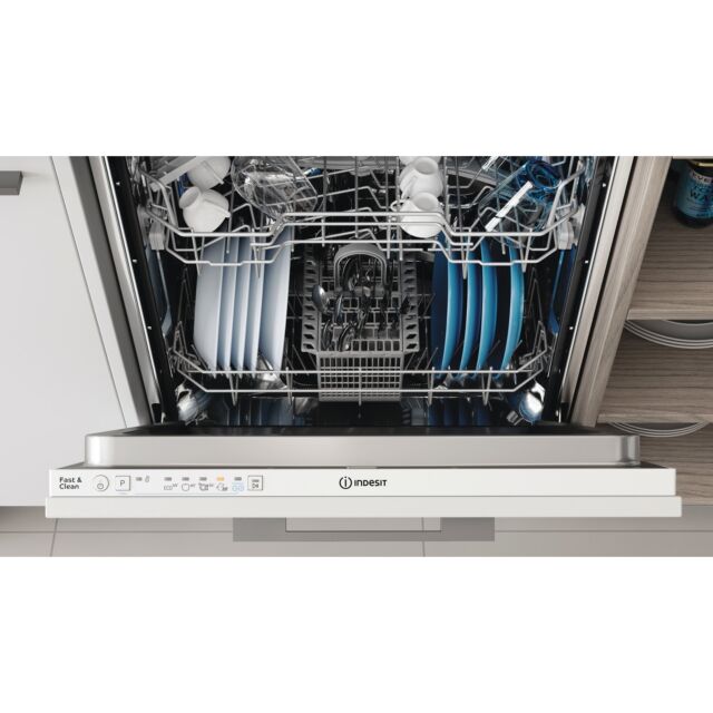 Indesit DIE2B19UK Built In Full Size Dishwasher, 13 Place Settings, F Energy