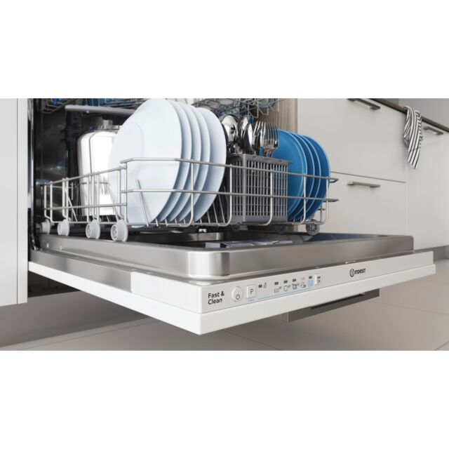 Indesit DIE2B19UK Built In Full Size Dishwasher, 13 Place Settings, F Energy