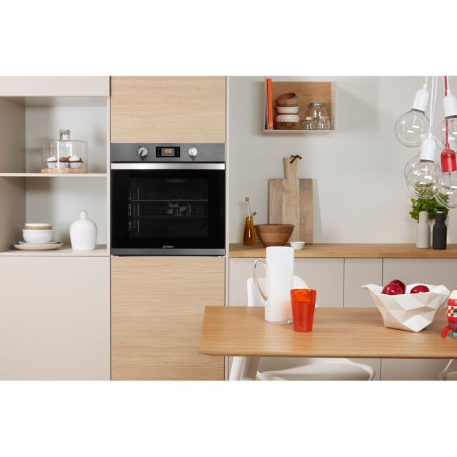 Indesit IFW3841PIX Pyrolytic Cleaning, Single Oven, Electric, A+ Energy