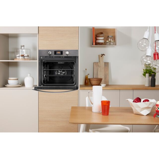 Indesit IFW3841PIX Pyrolytic Cleaning, Single Oven, Electric, A+ Energy