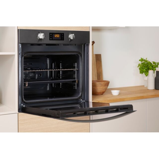 Indesit IFW3841PIX Pyrolytic Cleaning, Single Oven, Electric, A+ Energy