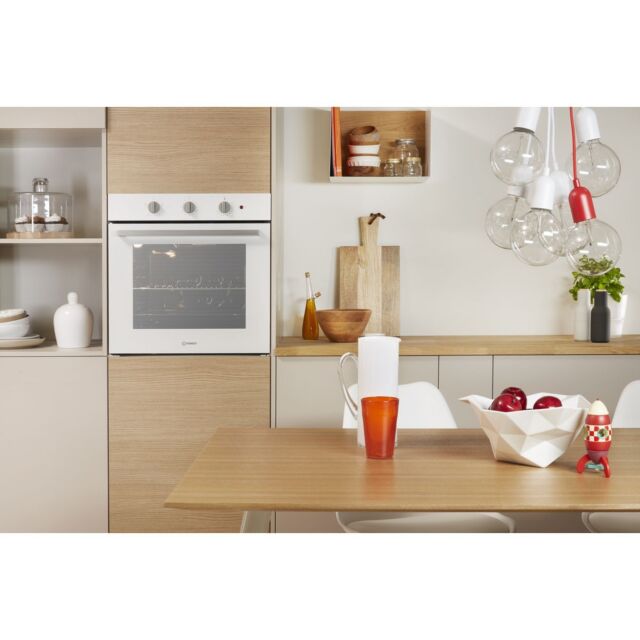 Indesit IFW6230WHUK Enamel Interior, Single Oven, Electric, A Energy