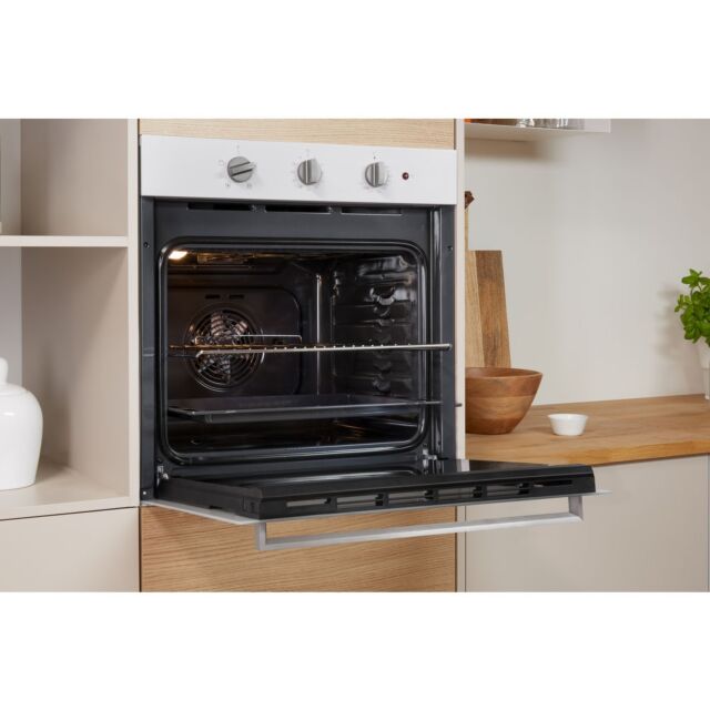 Indesit IFW6330WHUK Enamel Interior, Single Fan Oven, Electric, A Energy