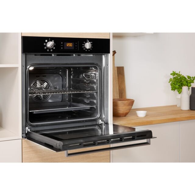 Indesit IFW6340BLUK Enamel Interior, Single Fan Oven, Electric, A Energy