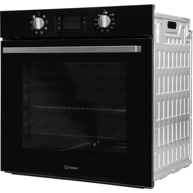 Indesit IFW6340BLUK Enamel Interior, Single Fan Oven, Electric, A Energy