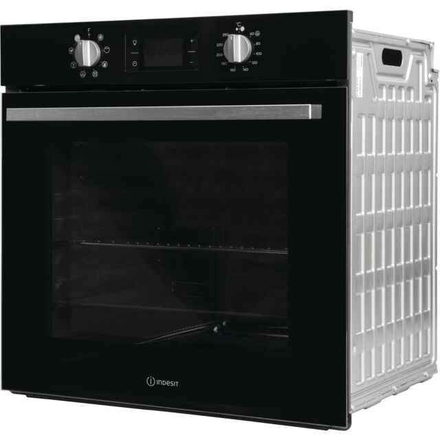 Indesit IFW6340BLUK Enamel Interior, Single Fan Oven, Electric, A Energy