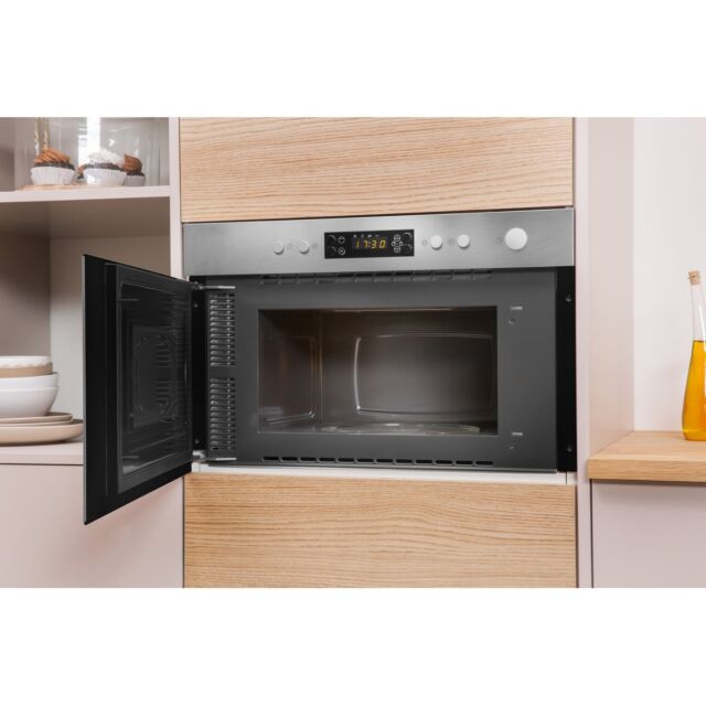 Indesit MWI5213IX Microwave with Grill