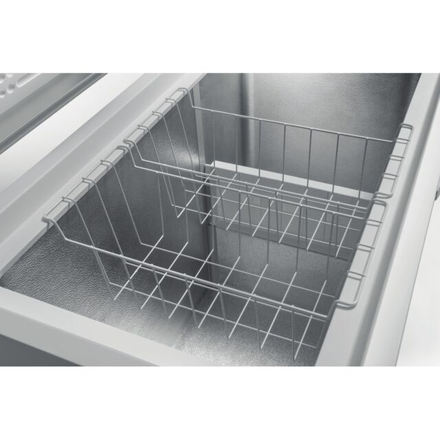 Indesit OS1A250H21 Chest Freezer 101cm, Manual Defrost, F Energy