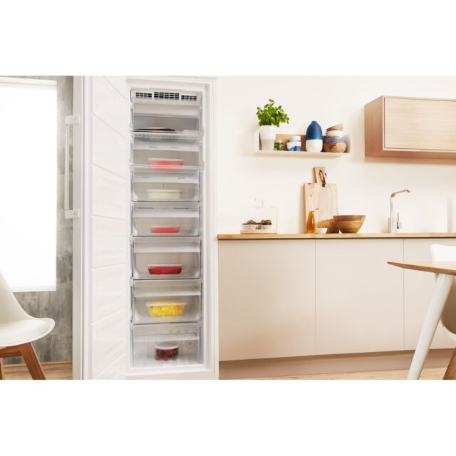 Indesit UI8F1CW1 Freezer, 60cm, Frost Free, F Energy