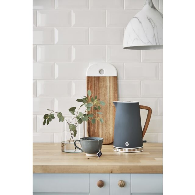 Swan SK14610GRYN 1.7L Nordic Style Kettle