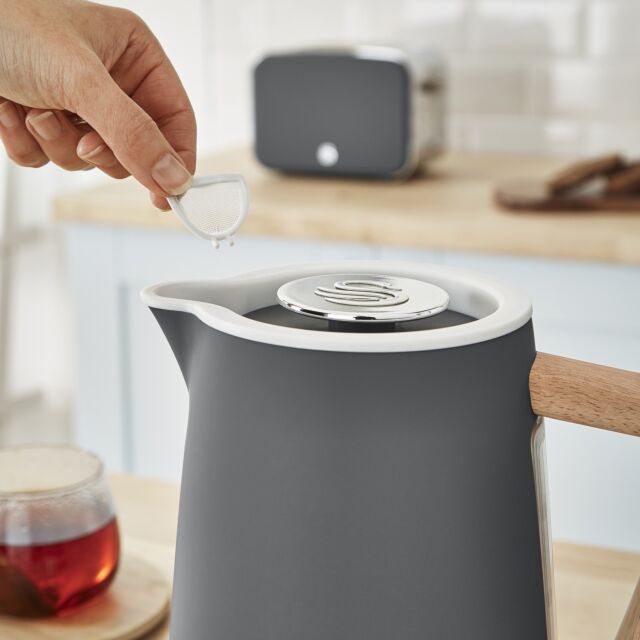Swan SK14610GRYN 1.7L Nordic Style Kettle